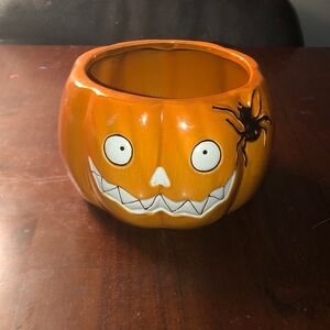 Yankee Candle Halloween Ceramic Pumpkin with Black Spider Accent